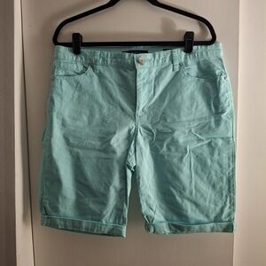 Bandolino Women's Aqua Bermuda Shorts
